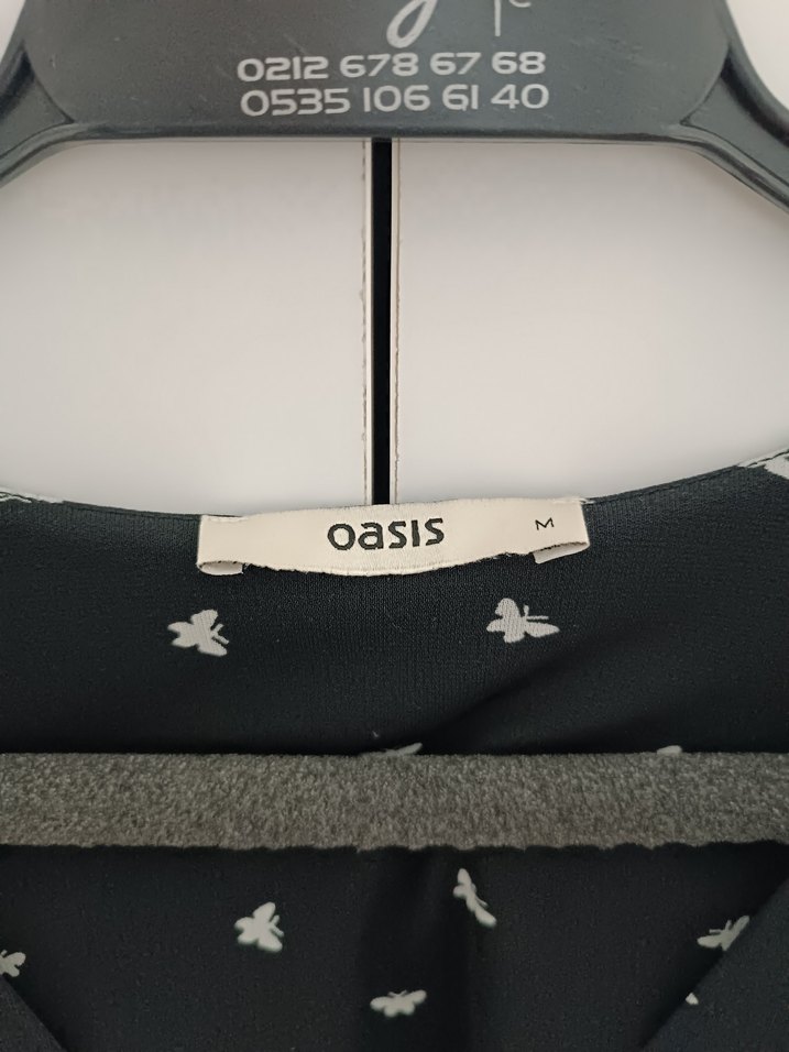 Siyah kelebek desenli elbise - Görsel 3