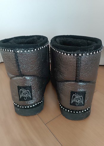 Gri Metalik Kadın Kürklü Bot - Görsel 4