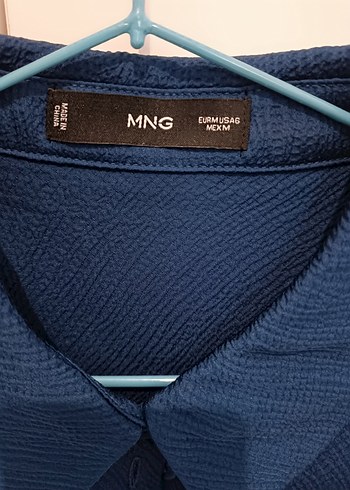 Lacivert V Yakalı Düğmeli Kadın Gömlek - Görsel 7