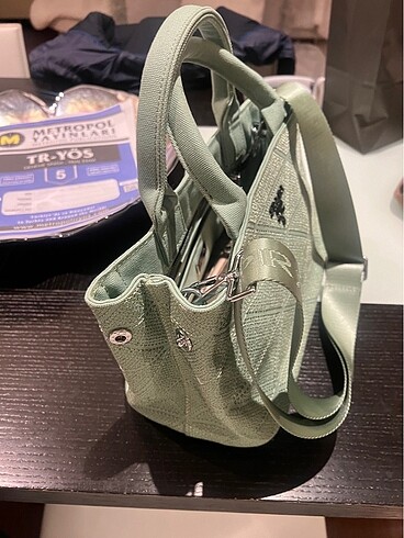 Diğer Prada model çanta