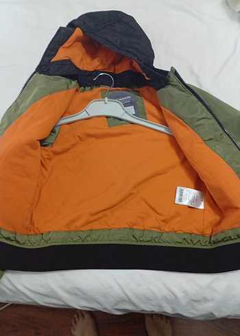 Kapüşonlu Haki Erkek Çocuk Mont - Görsel 3