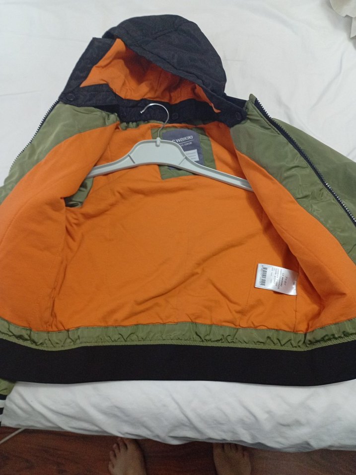 Kapüşonlu Haki Erkek Çocuk Mont - Görsel 3