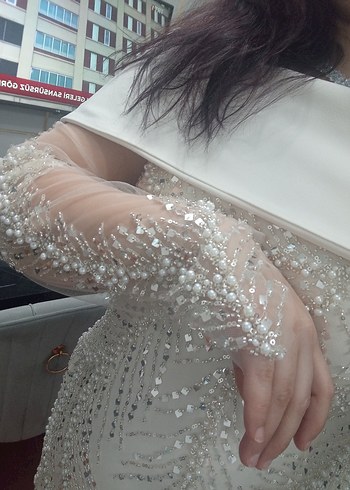 Drapeli Uzun Kollu Beyaz Midi Abiye Elbise - Görsel 5