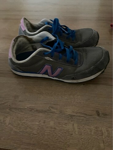 New Balance Ayakkabı