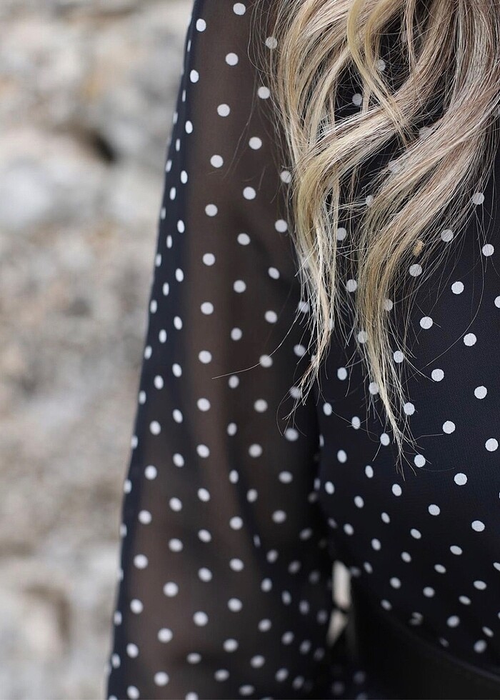 Şifon puantiyeli elbise - Görsel 3