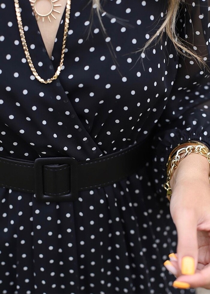 Şifon puantiyeli elbise - Görsel 2