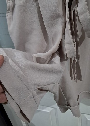 Düğmeli Bej Kadın Tulum - Görsel 4