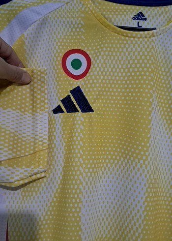 Sarı Juventus Adidas erkek forma - Görsel 3
