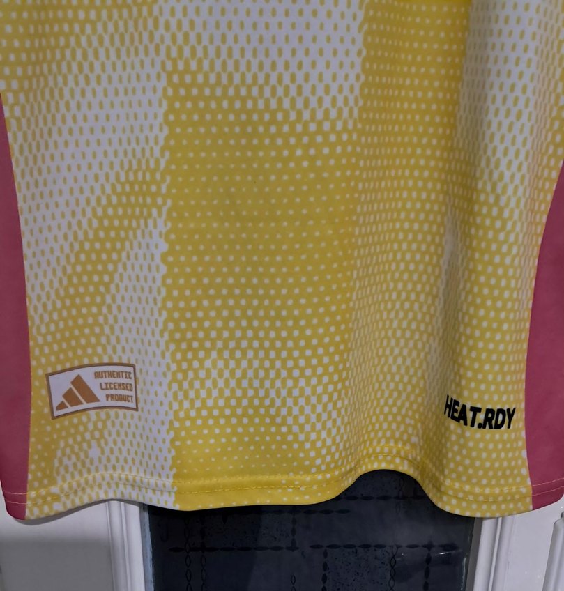 Sarı Juventus Adidas erkek forma - Görsel 4