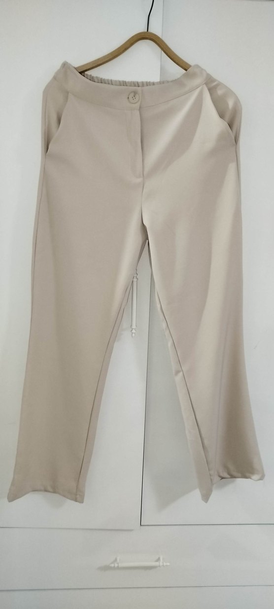 Bej Kadın yelekli takım - Görsel 4