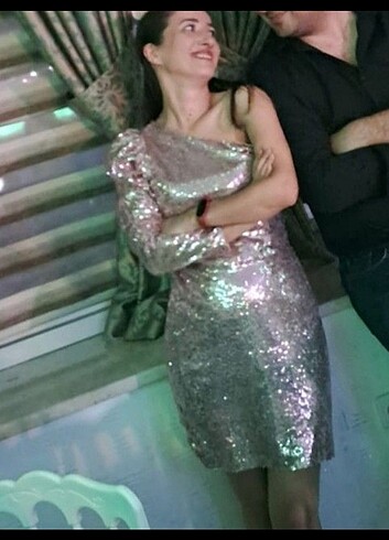 Pul payet pembe gece elbisesi