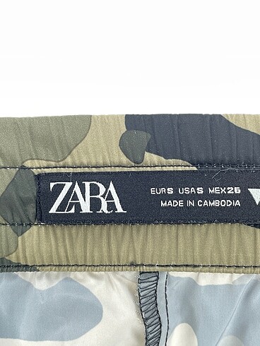 s Beden yeşil Renk Zara Mini Şort %70 İndirimli.