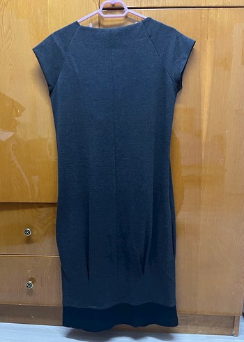 Gri Midi V Yaka Drapeli Kadın Elbise - Görsel 3