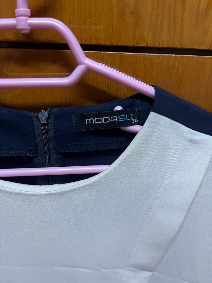 Drapeli Siyah Beyaz Midi Elbise - Görsel 2