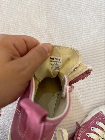 31 Beden pembe Renk Kız converse