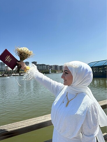 Nikah elbisesi