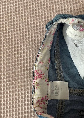 18-24 Ay Beden Lcwaikiki Kız Çocuk 3 Adet Şort