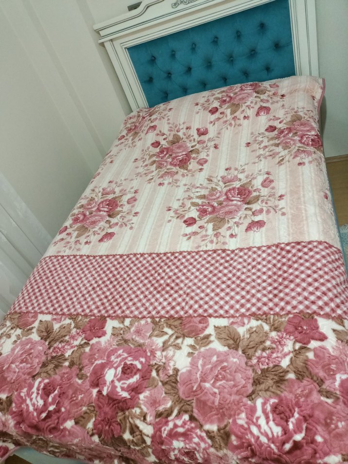 Pembe Çiçek Desenli battaniye - Görsel 2