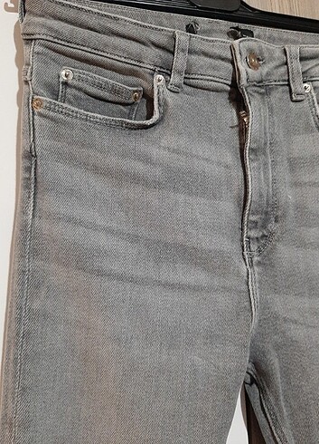 28 Beden Gri jean 