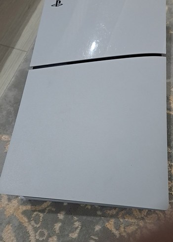 PlayStation 5 Konsol ve İki Kablosuz Kontrolcü - Görsel 3