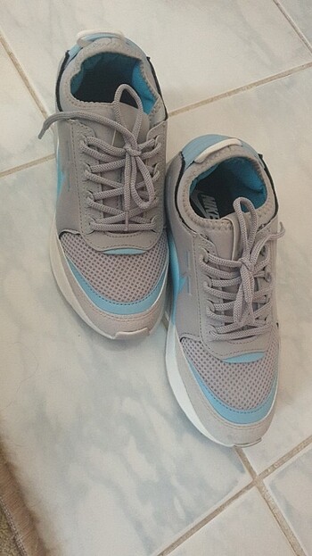 Nike Spor Ayakkabı 