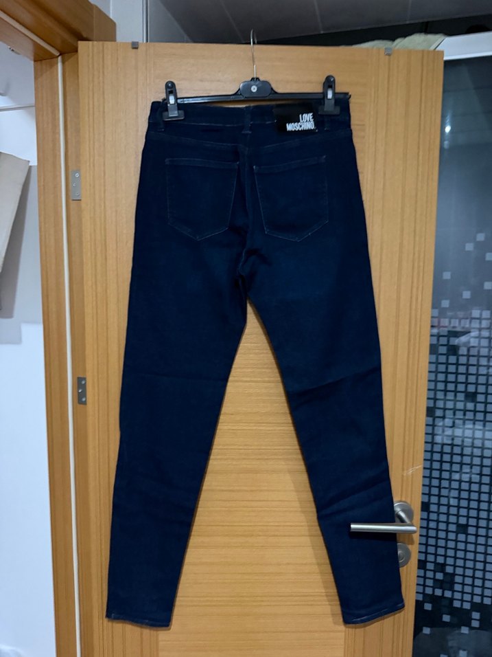 Koyu Lacivert Kalpli Dar Kesim Jean — görsel 5/7
