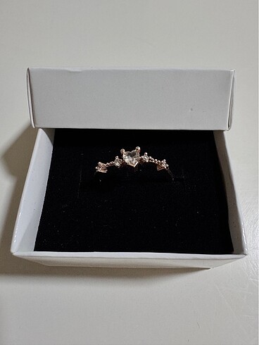 Findit Pirinç Rose Gold Renk Zirkon Taşlı Kalp Model