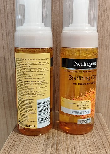 Neutrogena Neutrogena Yüz Temizleme Köpüğü 150 ml