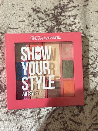 Far Pastell