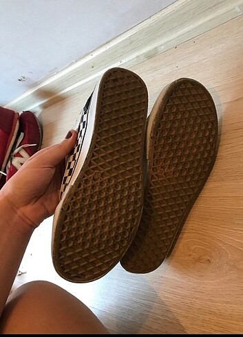 38 Beden beyaz Renk Vans kareli