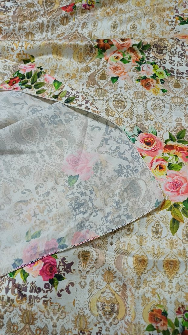 Çiçek Desenli Şal - Görsel 4