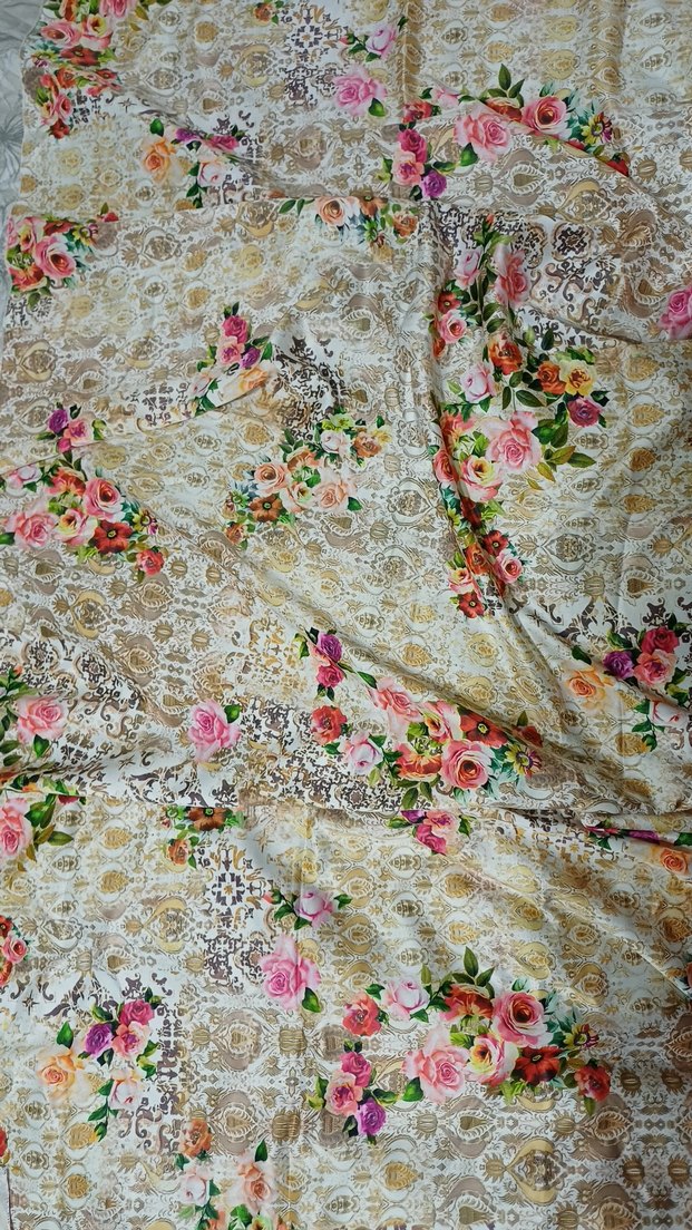 Çiçek Desenli Şal - Görsel 2