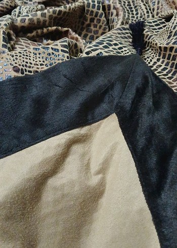 Kahverengi Yılan Desenli Yatak Örtüsü - Görsel 5