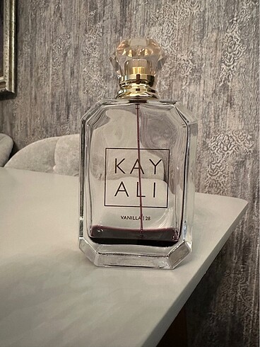 Kayali vanilla 28