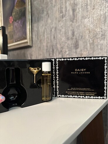Marc Jacobs Daisy refill set