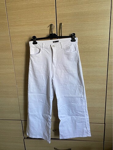Defacto beyaz jean pantolon