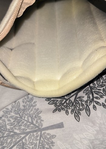 modern çizgi tasarımlı içi sünger dokulu bej kırlent - Görsel 4