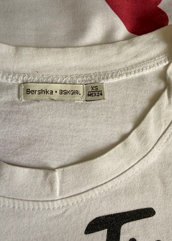 Bershka baskılı crop - Görsel 3