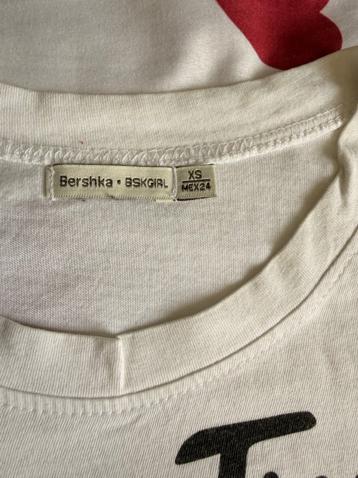 Bershka baskılı crop - Görsel 3