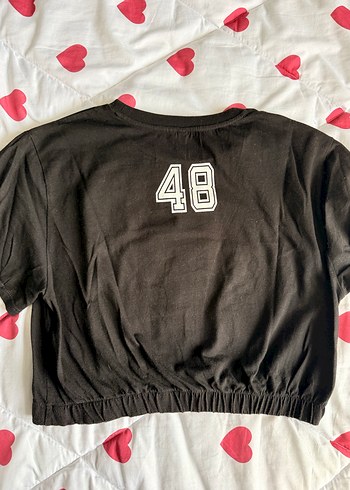 Baskılı Siyah Kısa Kollu Crop Tişört - Görsel 2