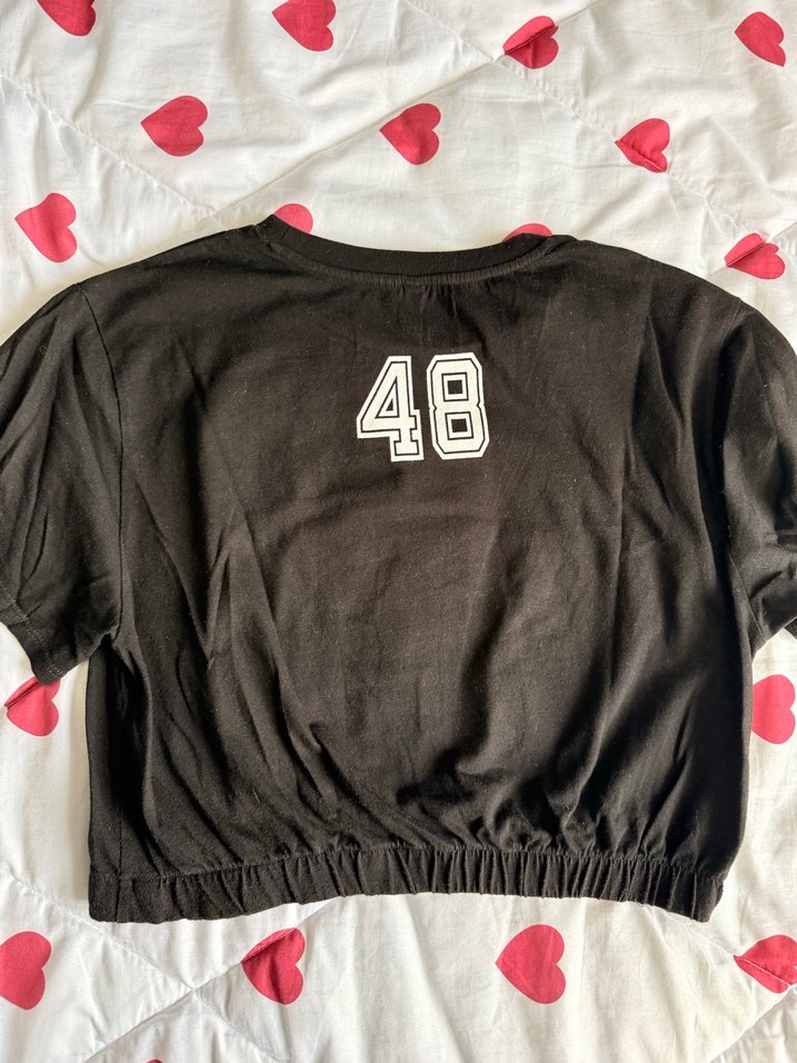 Baskılı Siyah Kısa Kollu Crop Tişört - Görsel 2