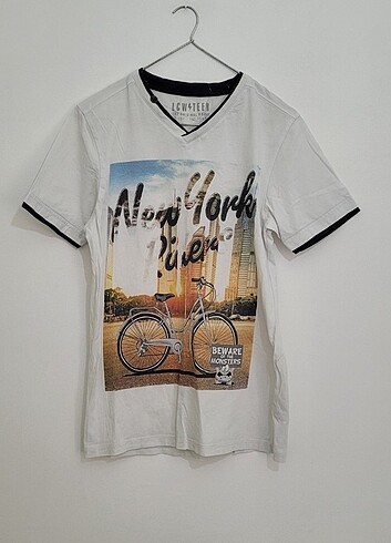 Lcw tshirt