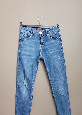 Colins jeans