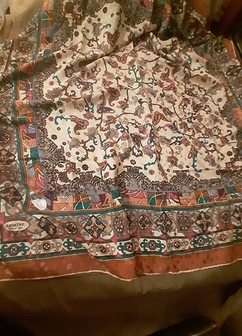Armine Saf İpek Eşarp
