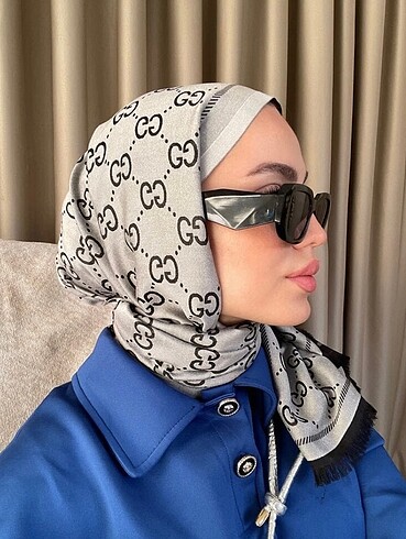 Gucci desen çift taraflı şal