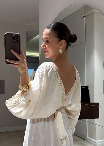 Zara Dantelli V Yakalı Beyaz Uzun Pamuk Elbise