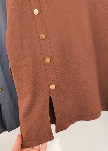 Düğmeli Kadın Triko Kazak - Rahat Kesim - Görsel 4