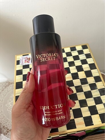 Victoria Secret Seduction Body Mist - Görsel 2