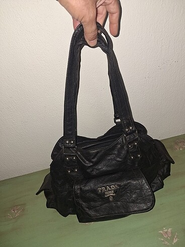 Siyah Prada Çanta