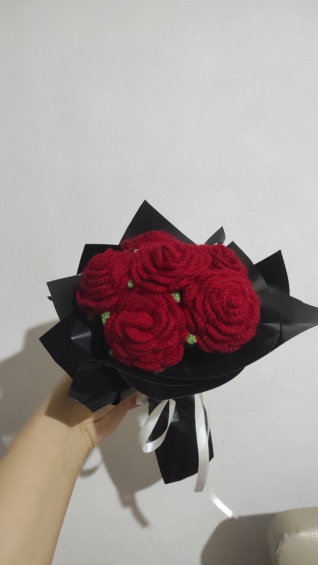 El Örgüsü gül buketi - Görsel 2